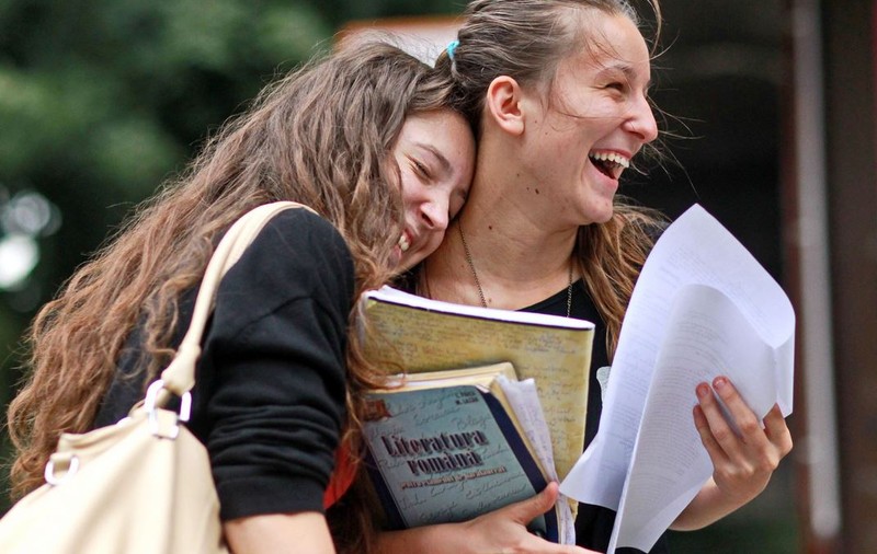 Subiectele date la Limba și literatura română la BACALAUREAT 2018. Genul liric, subiect la real, cât și la uman  / UPDATE