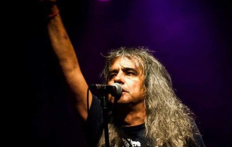 MOMENTUL MULT AŞTEPTAT! CRISTI MINCULESCU va cânta din nou alături de NUŢU OLTEANU, fondatorul IRIS
