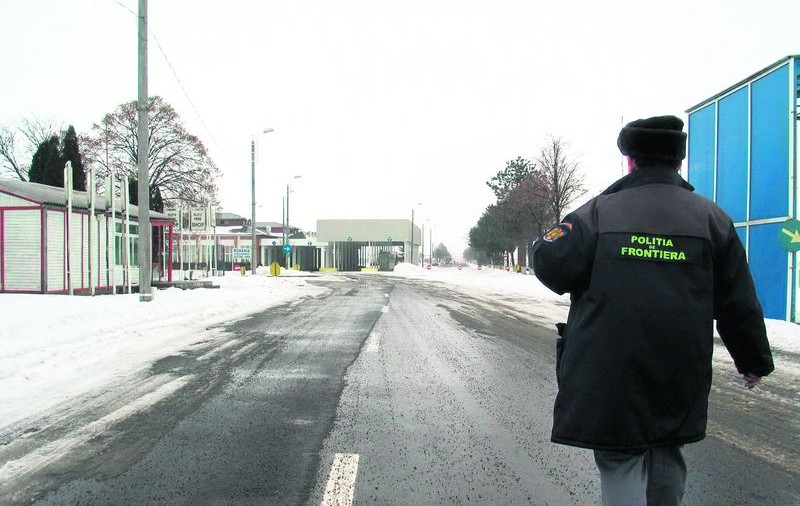Un tânăr din Afganistan, găsit în șoc hipotermic la granița României cu Ucraina  după ce a trecut ilegal frontiera