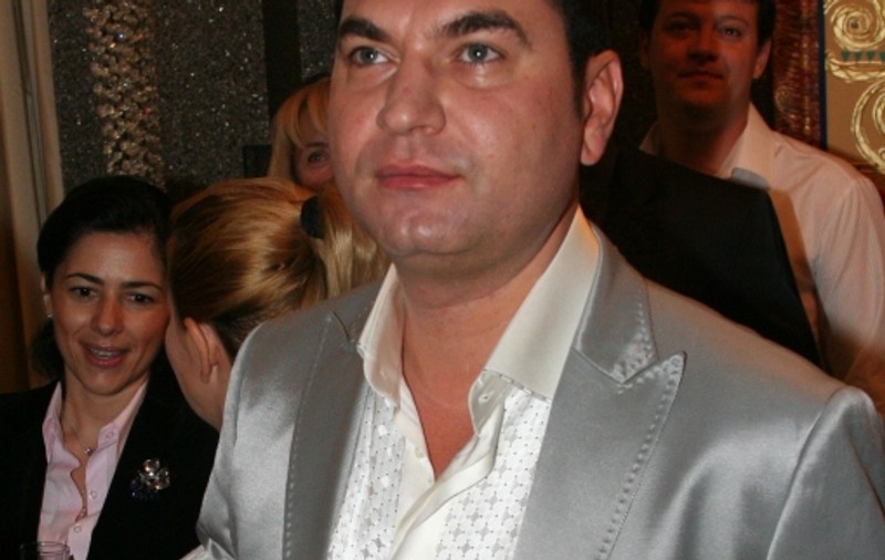 Un nou zvon: Borcea se recăsătoreşte. Va fi cununat de Gigi Becali