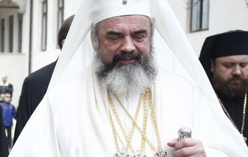 Vezi ce salariu are Patriarhul României, Preafericitul Daniel!