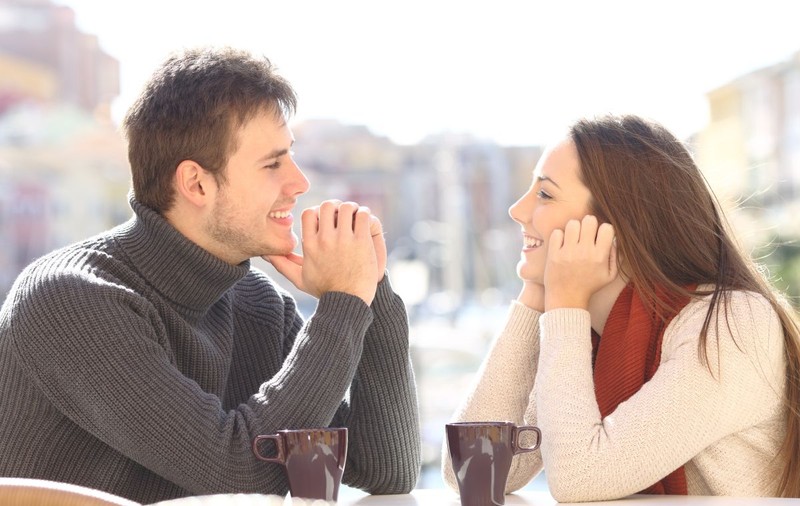 Pericolele de pe aplicațiile de dating. Cum să recunoști escrocheriile din online