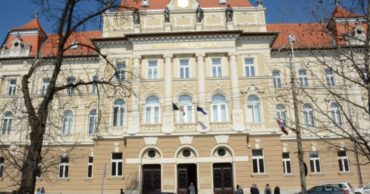 Palatul de Justiție, unde are sediul Judecătoria Oradea