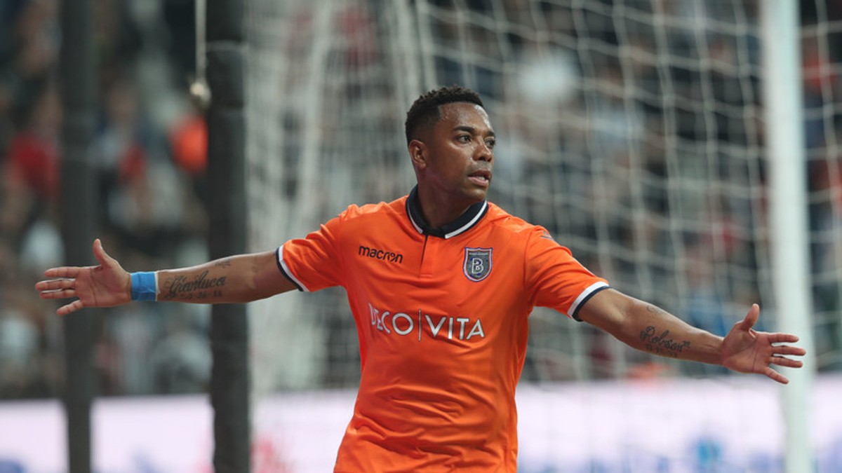 Condamnarea lui Robinho la nouă ani de închisoare pentru viol, menţinută. Fotbalistul poate face apel