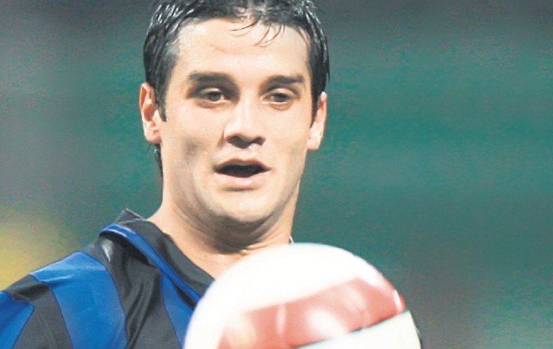 Presa spaniolă pretinde că Real Madrid nu l-a vrut niciodată pe Cristi Chivu