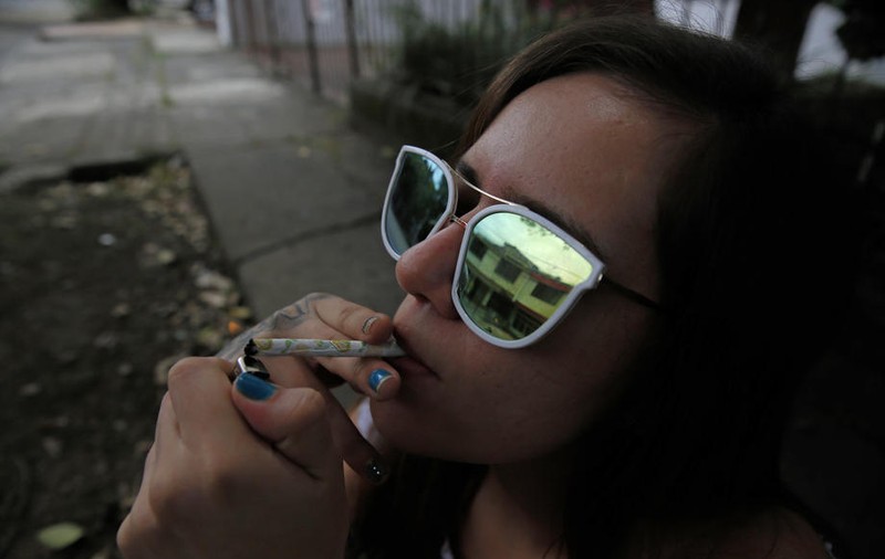 Calvarul prin care a trecut o româncă în Spania: obligată de soț și socri să se prostitueze. 300 de euro/zi, de luni până vineri, altfel își pierdea fiica