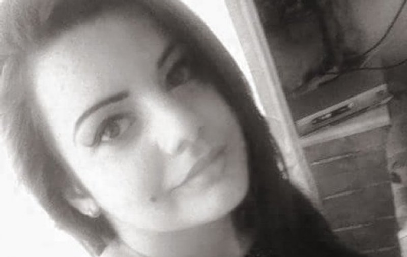 Ana Maria, o tânără din Iași rănită grav în urma unui accident, a murit la doar 17 ani. Iubitul ei a gonit cu peste 100 de km/h în oraș