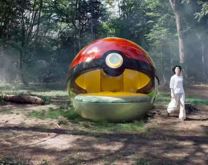 Cum arată camera de hotel în formă de Poké Ball din Japonia