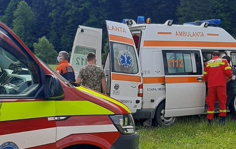 Mărturia bărbatului care și-a salvat tatăl atacat de urs. „L-am auzit urlând. Era mușcat de față”