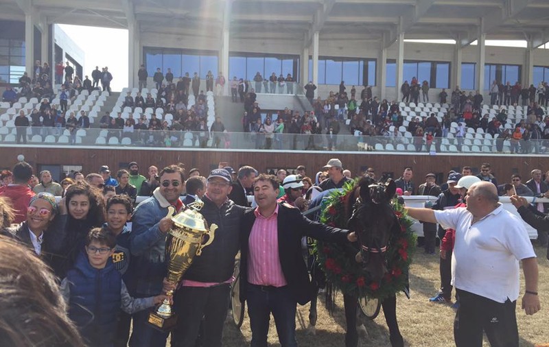 Derby-ul de Trap al României 2017 de la Ploiești a fost câștigat de Star Nobel, driver Gheorghe Vasile. Premii de 44.000 de lei, 2.000 de oameni în tribune / FOTO&VIDEO