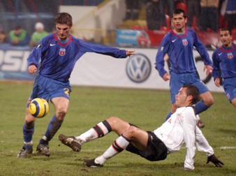 Cu Valencia, în februarie 2005, Andrei Cristea (la minge) a făcut meciul vieții.