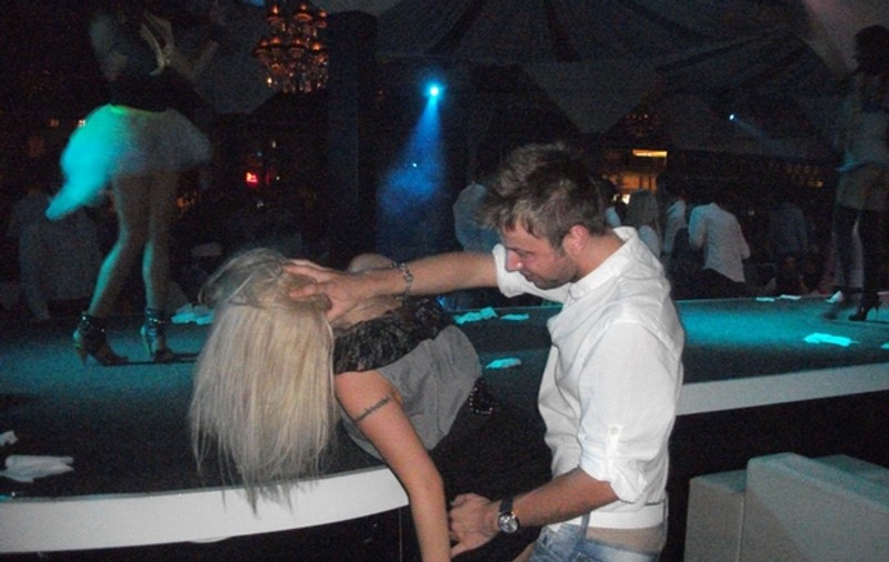 Foto | Uite cum s-a destrăbălat în club Pamela de România!
