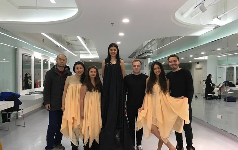 Tineri actori români, lăudați la Beijing. Au făcut România mândră