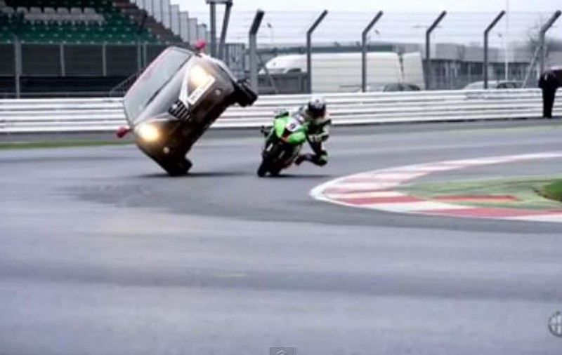 Asta e cea mai tare cascadorie cu un Alfa Romeo MiTo SBK! | VIDEO