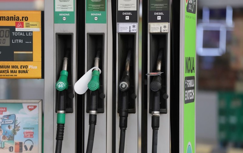 O țară europeană îi dă dreptul ministrului Energiei să decidă în fiecare zi prețul maxim la combustibili