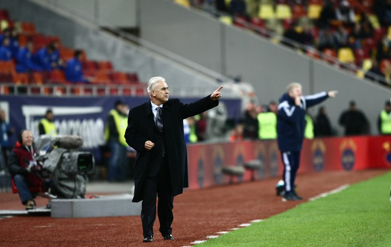 Iordănescu și-a certat jucătorii, după cantonamentul din Antalya