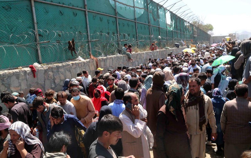 Riscul evacuărilor haotice din Afganistan. Peste 200 de persoane fără acte, între care violatori de copii și traficanți de droguri, aduși în Germania cu avioanele militare