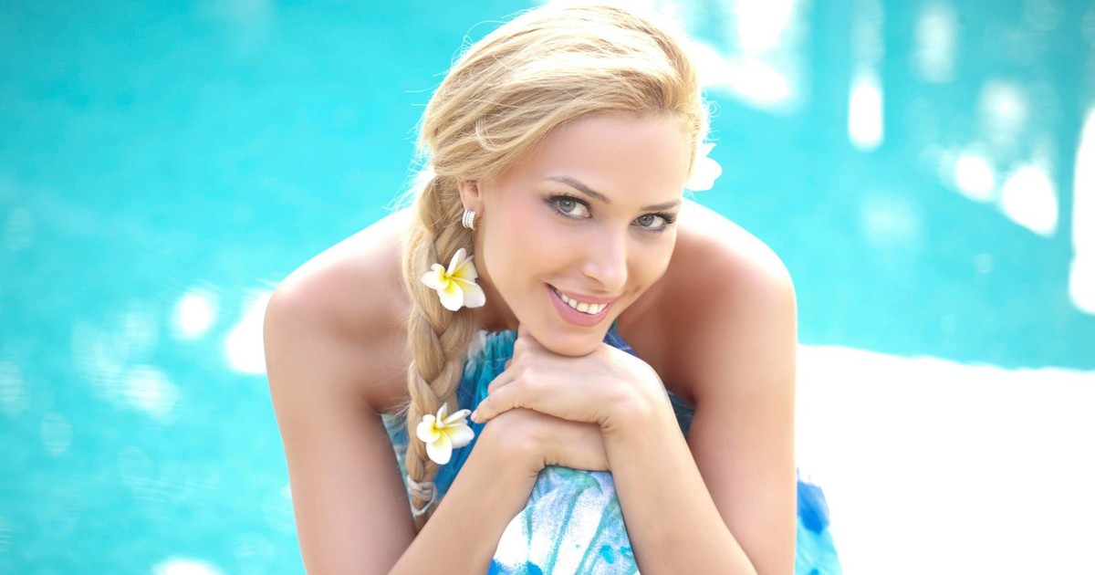 Iulia Vântur, fotografie emoționantă alături de părinții săi