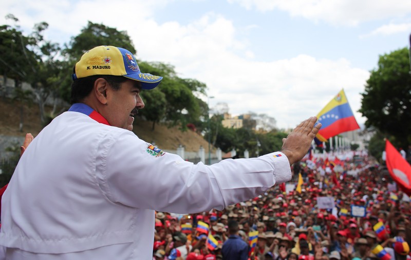 Președintele venezuelan Nicolas Maduro îl acuză pe Juan Guaido că pregăteşte un complot pentru a-l asasina