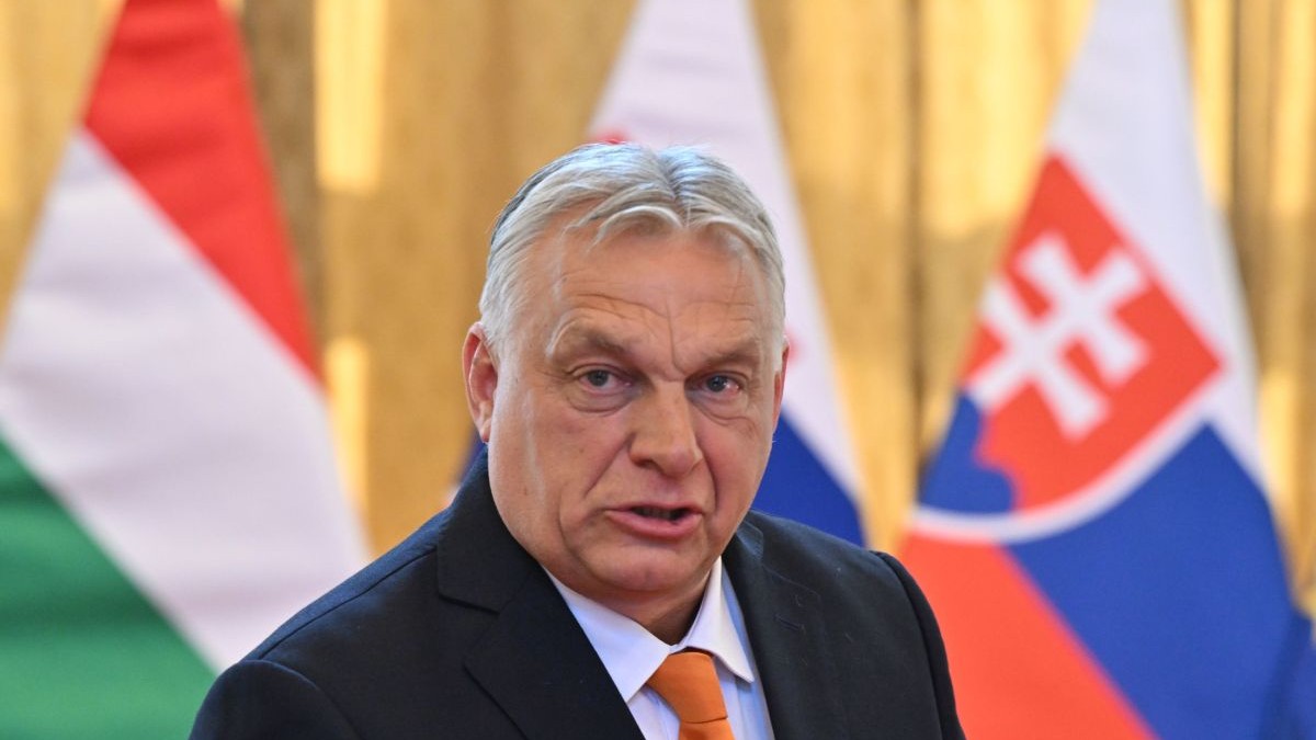 Premierul ungar Viktor Orban vorbește în timpul unei conferințe de presă
