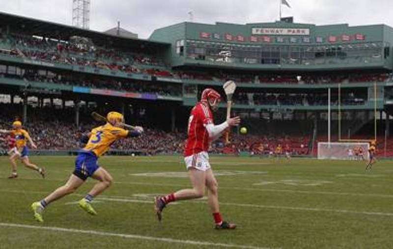 Hurling, un fel de hochei practicat de irlandezi, a intrat în patrimoniul UNESCO. E un sport vechi de 2.000 de ani