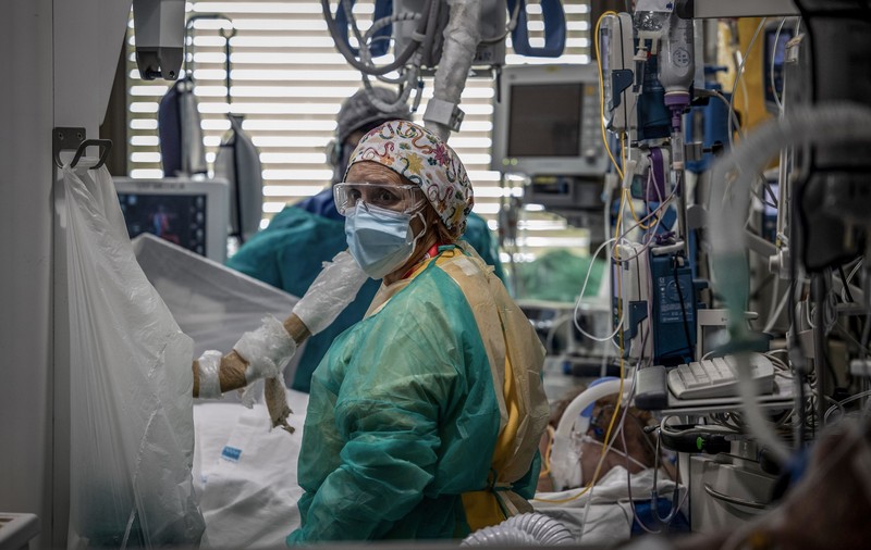 Cehia, nou record de infecții cu COVID-19: “Capacitatea spitalelor începe să se apropie de limită”