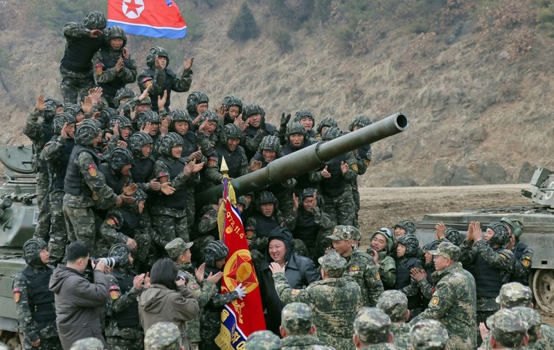 Primele unități militare din Coreea de Nord au ajuns în „zona de luptă”, anunță Kievul. Soldații lui Kim Jong-un, reperați în regiunea Kursk