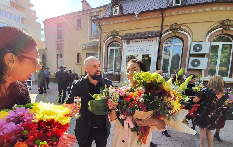 Dansatorul Paul Gheorghe și-a cunoscut marea dragoste în Mexic, i-a dat inelul în Italia și a luat-o de soție la București