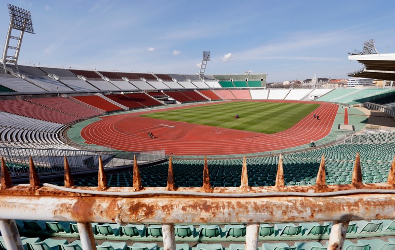 Libertatea are lista tuturor celor 491 de persoane acreditate la meciul de diseară, Hagi nu e pe ea! Va intra pe stadion?