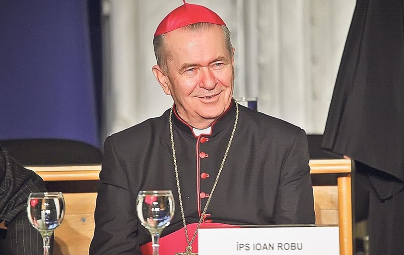 EXCLUSIV | Chemat la «spovedanie». Şeful Bisericii Romano-Catolice, arhiepiscopul Ioan Robu, este primul înalt prelat din România care va fi interogat de judecători