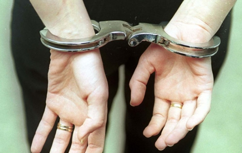 Doi poliţişti italieni, cercetaţi pentru abuz asupra unei cerşetoare românce