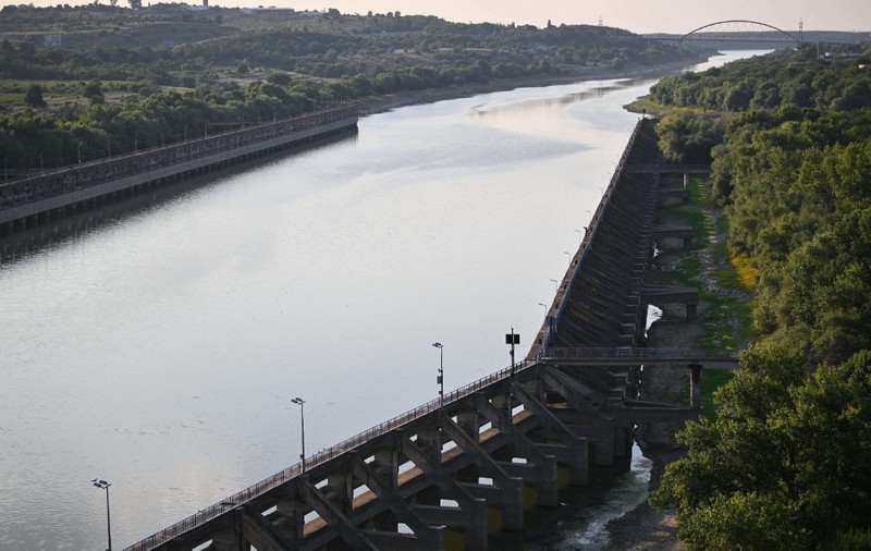 Lucrările hidrotehnice pentru asigurarea resurselor de apă brută necesare funcționării Centralei Nuclearoelectrice de la Cernavodă au costat statul 12,1 milioane de lei. Sursă foto Profimedia Images