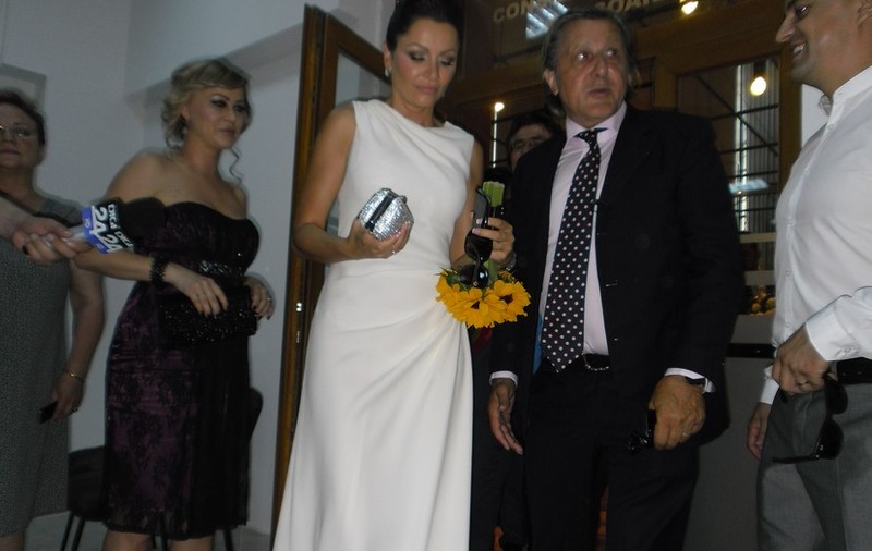 Iată cât de FRUMOASĂ A FOST BRIGITTE SFĂT la CUNUNIA CU ILIE NĂSTASE! FOTO