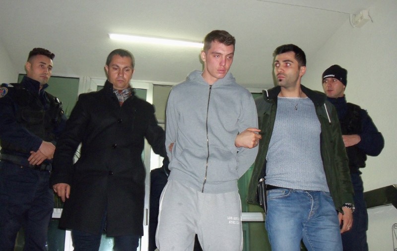 Autorul atacului de la mallul din Brăila era supărat pentru că trebuia să plece la muncă în străinătate şi a decis „să aplice o lecție întregii comunități”