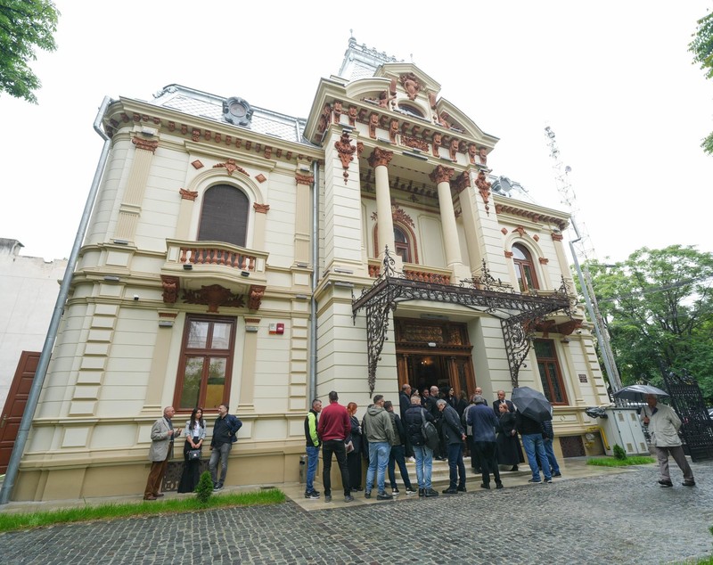 Biblioteca Franceză „Omnia” din Craiova a fost consolidată și reabilitată. Cum arată acum