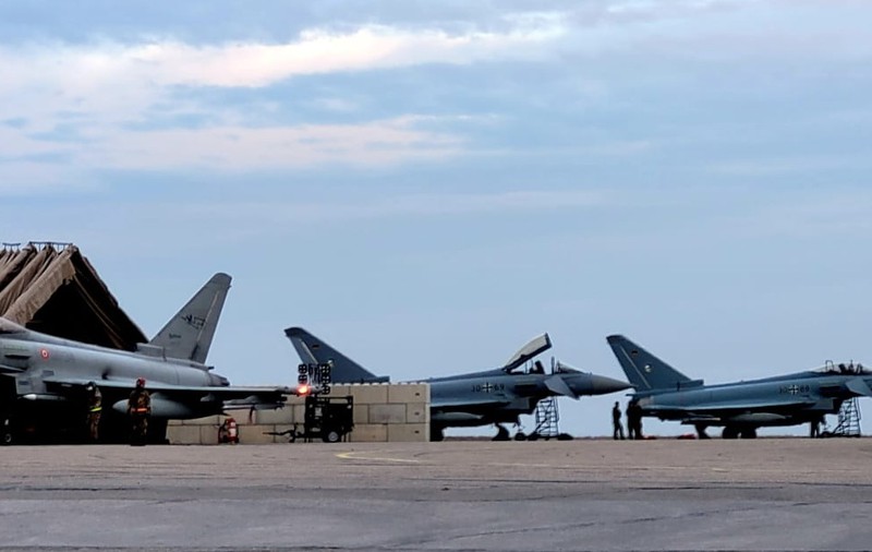 Avioane Eurofighter ale Germaniei au aterizat în România pentru poliţie aeriană la Marea Neagră