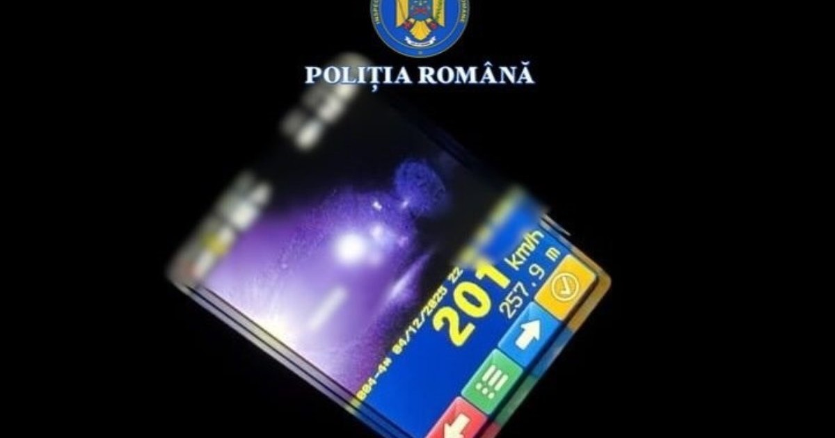 Șoferul a fost prins conducând cu 201 km h pe A2