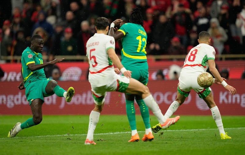 Senegalul a câștigat Cupa Africii pe Națiuni după ce echipa a ieșit de pe teren. Penalty ratat de Maroc la ultima fază I VIDEO