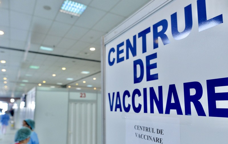 Toate centrele de vaccinare anti-COVID din municipiul Brașov s-au închis. Unde se mai pot vaccina brașovenii