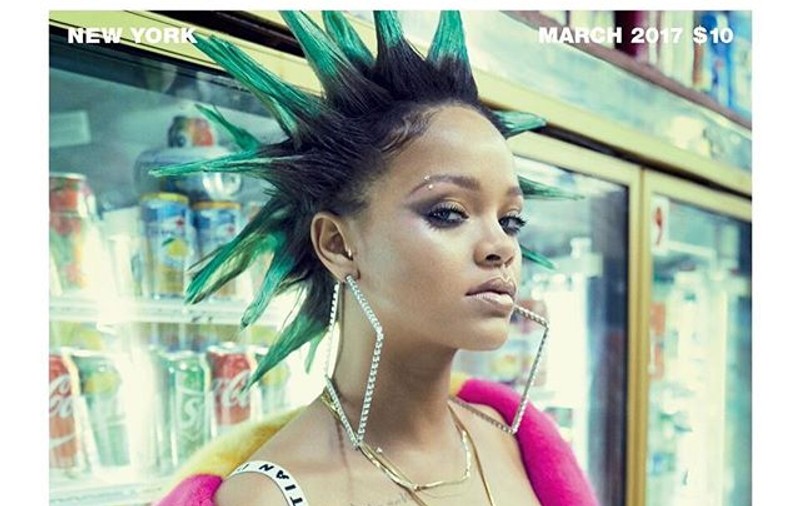 Rihanna, cu părul verde pe coperta revistei Paper, în stilul punk al anilor ’90 | FOTO