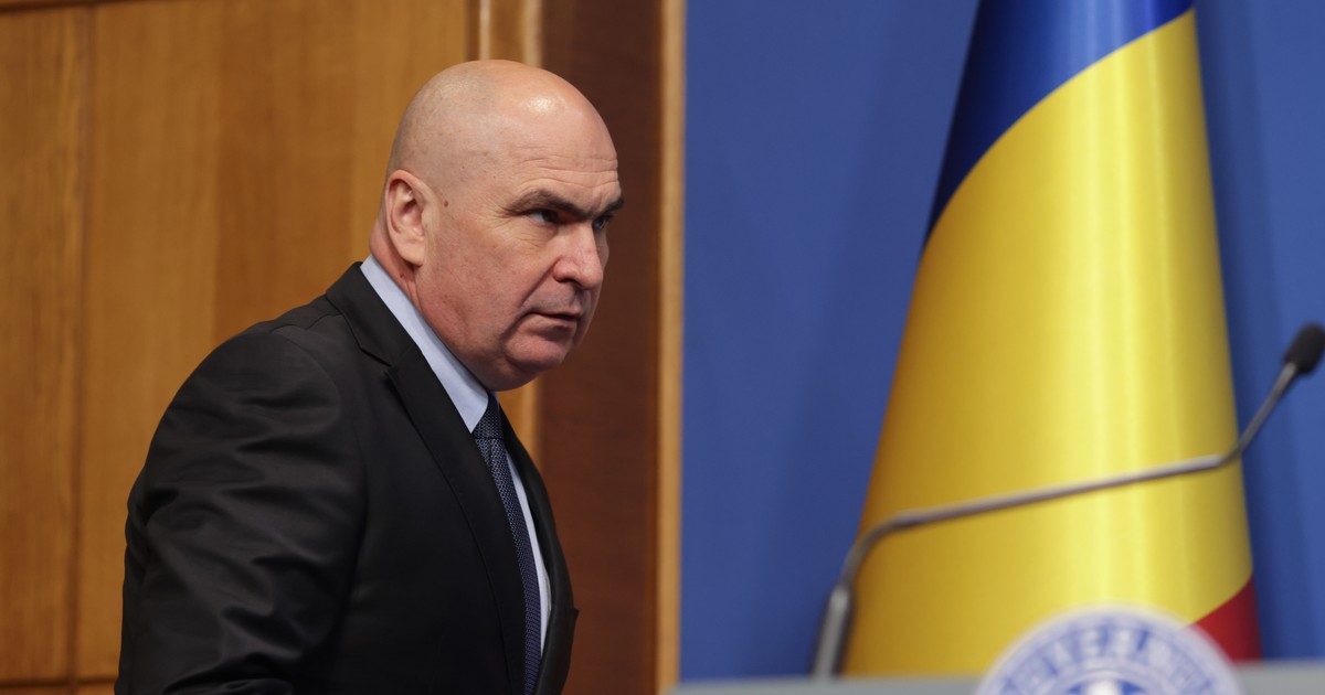 Ilie Bolojan susține o conferință de presă la Palatul Victoria din București, 3 octombrie 2025. Inquam Photos / George Călin