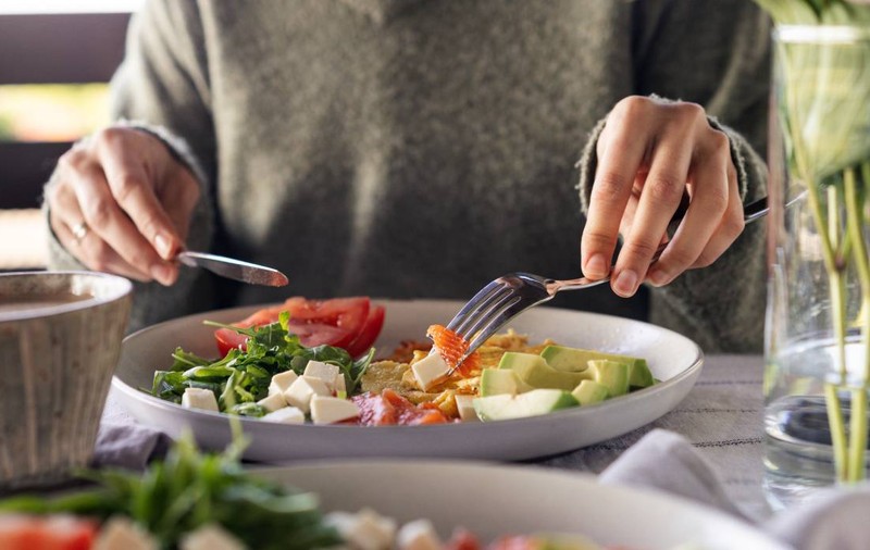 Cât de multă proteină poți consuma într-o zi. Experții explică limitele