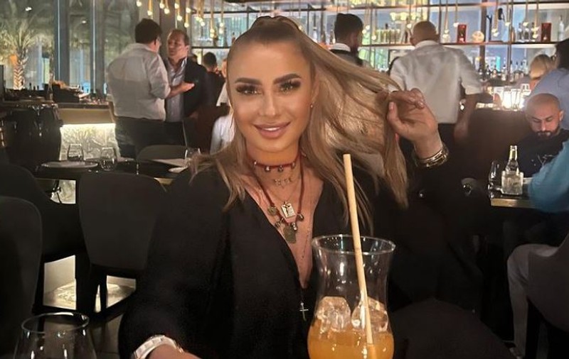 Anamaria Prodan și-a tatuat inițialele lui Laurențiu Reghecampf. Ce mesaje și-a mai scris pe piele