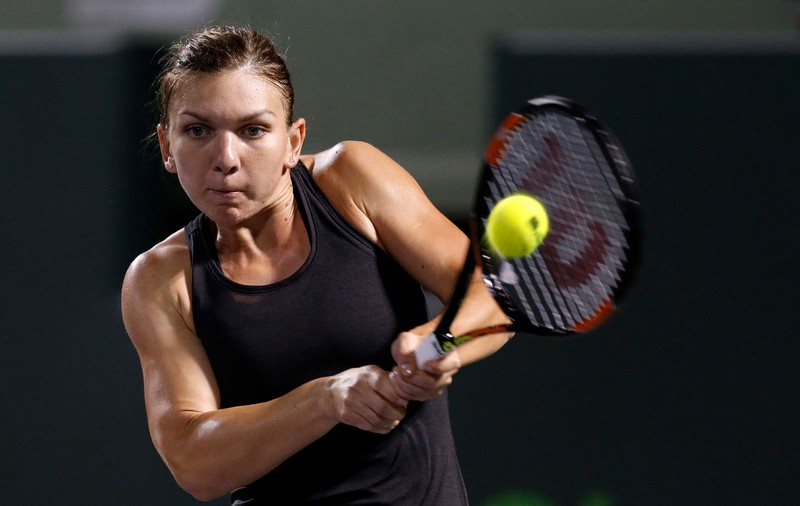 Halep își concedieze colaboratorii! Primul disponibilizat, nume greu