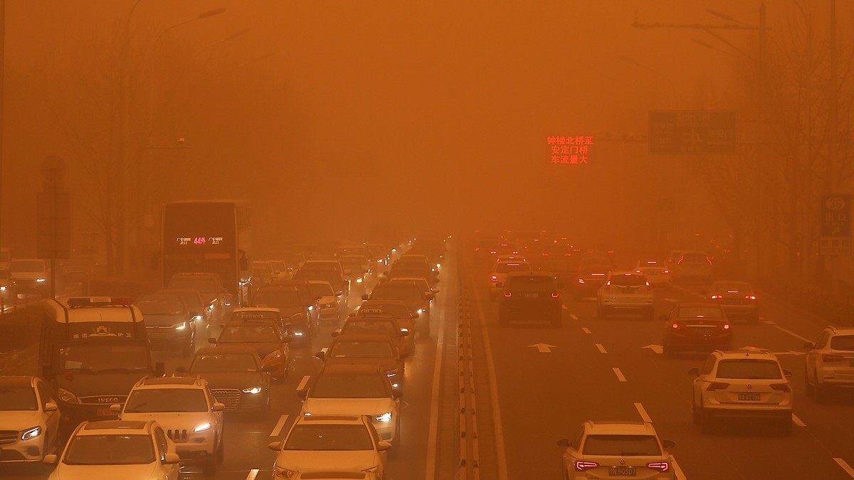 Beijingul a fost lovit de a treia furtună de nisip din ultimele cinci săptămâni