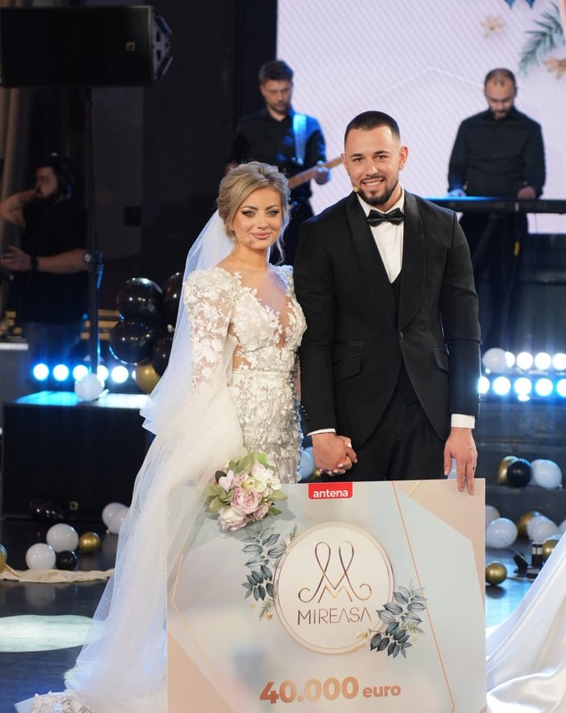 Laura şi Mihai au câștigat cel de-al zecelea sezon „Mireasa” şi premiul în valoare de 40.000 de euro