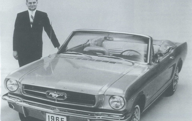 A murit Lee Iacocca, creatorul modelului Ford Mustang și salvatorul companiei Chrysler