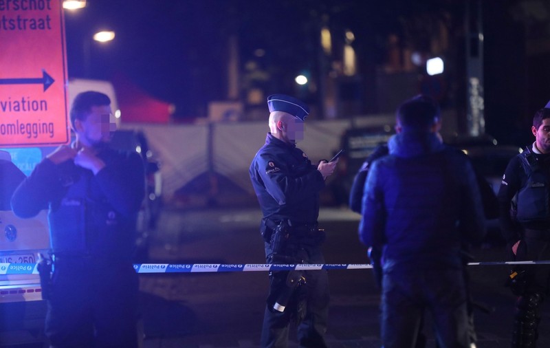 Noi detalii după înjunghierea mortală a unui poliţist la Bruxelles. Suspectul, un cunoscut musulman radicalizat