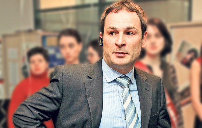 EXCLUSIV | Afară din vila în care au crescut! Milionarul Ionuţ Negoiţă se luptă în instanţă cu fosta nevastă, ca să-şi alunge copiii de acasă