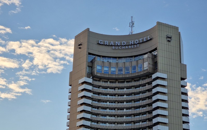 Hotelul Intercontinental și-a schimbat numele, după 50 de ani. Clădirea-simbol din centrul Bucureștiului a intrat în renovare